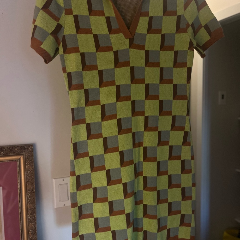 Green and Brown V-Neck Raglan Midi Dress